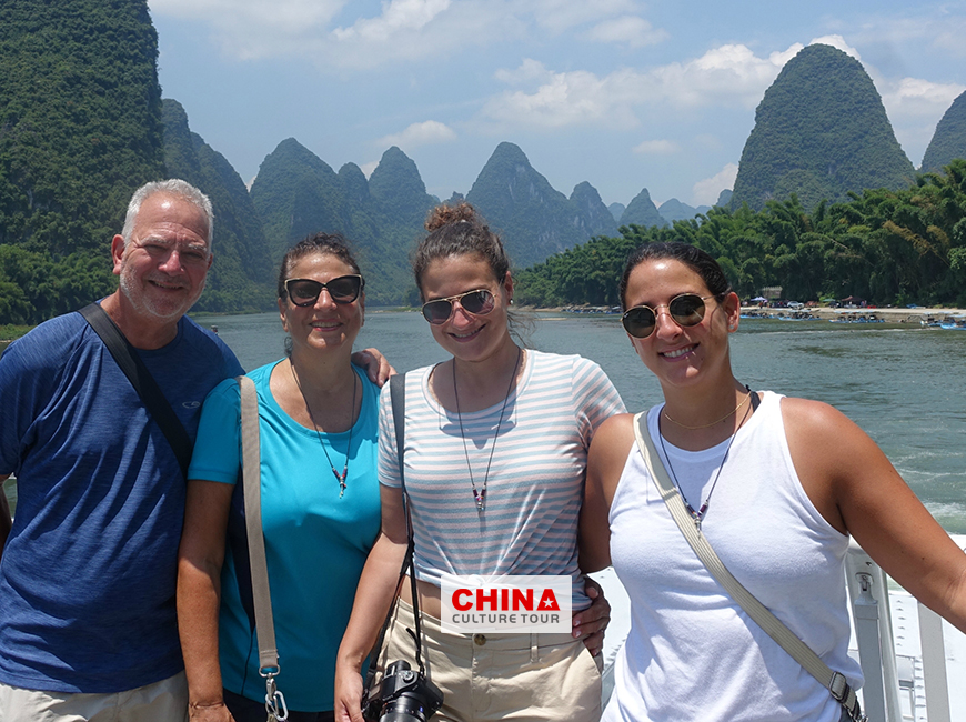 Cruising on Li River