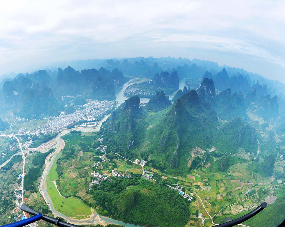 Overviewing Li River