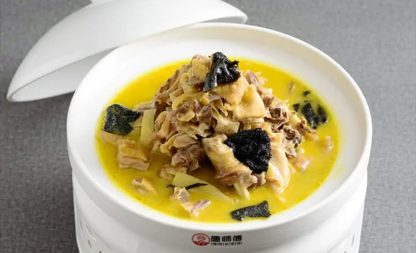 Stewed Local Chicken with Rock Fungus